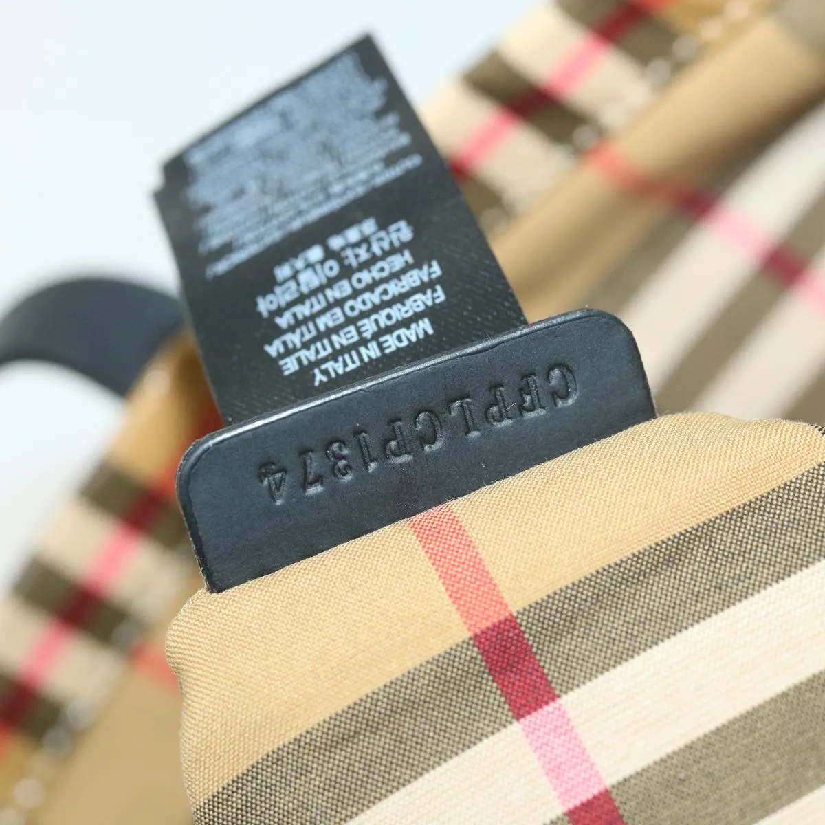 Burberry  Canvas Tote Bag (Pre-Owned)