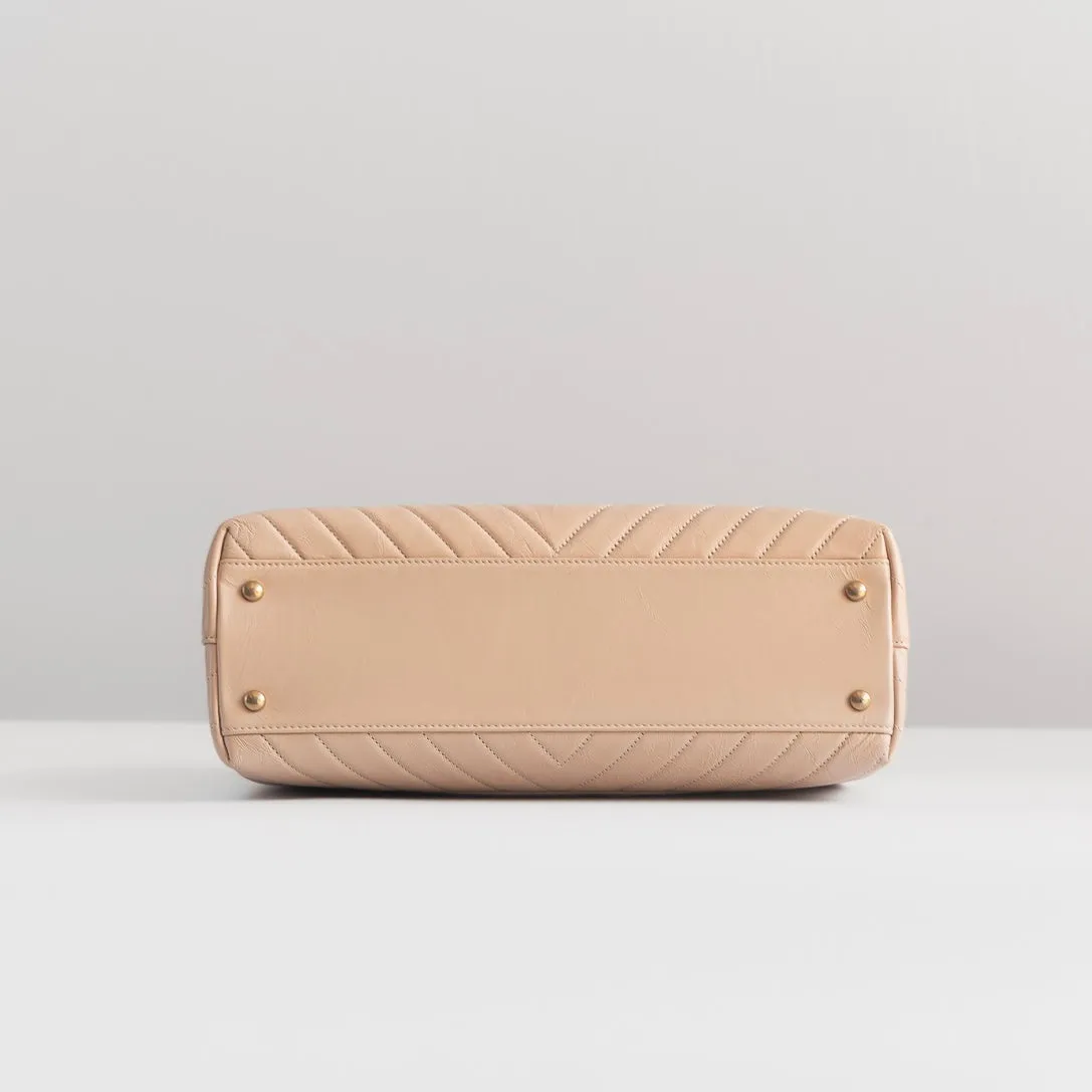 CHANEL - HANDBAG CHEVRON COCO HANDLE BEIGE LEATHER