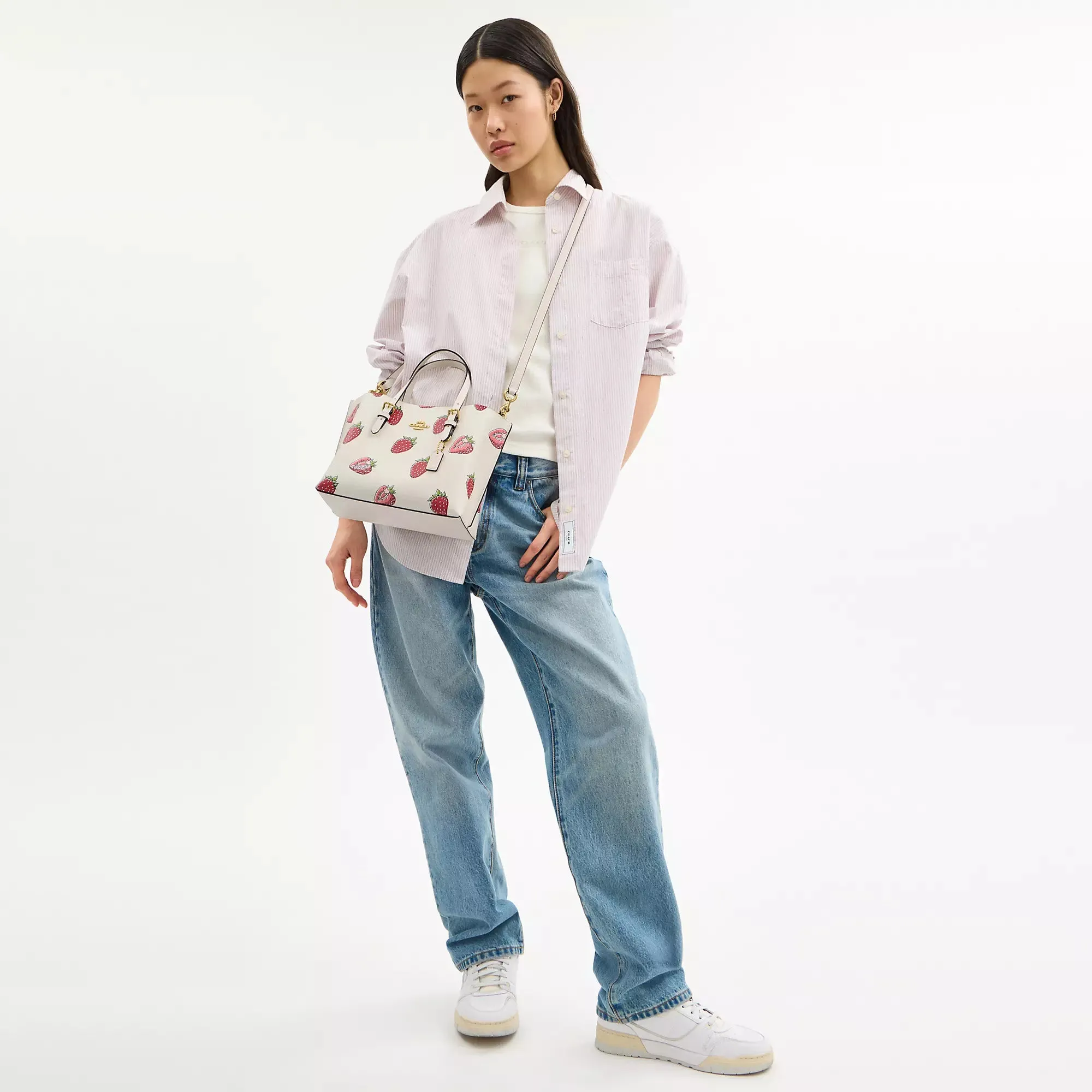 Coach Outlet Mollie Tote Bag 25 With Strawberry Print