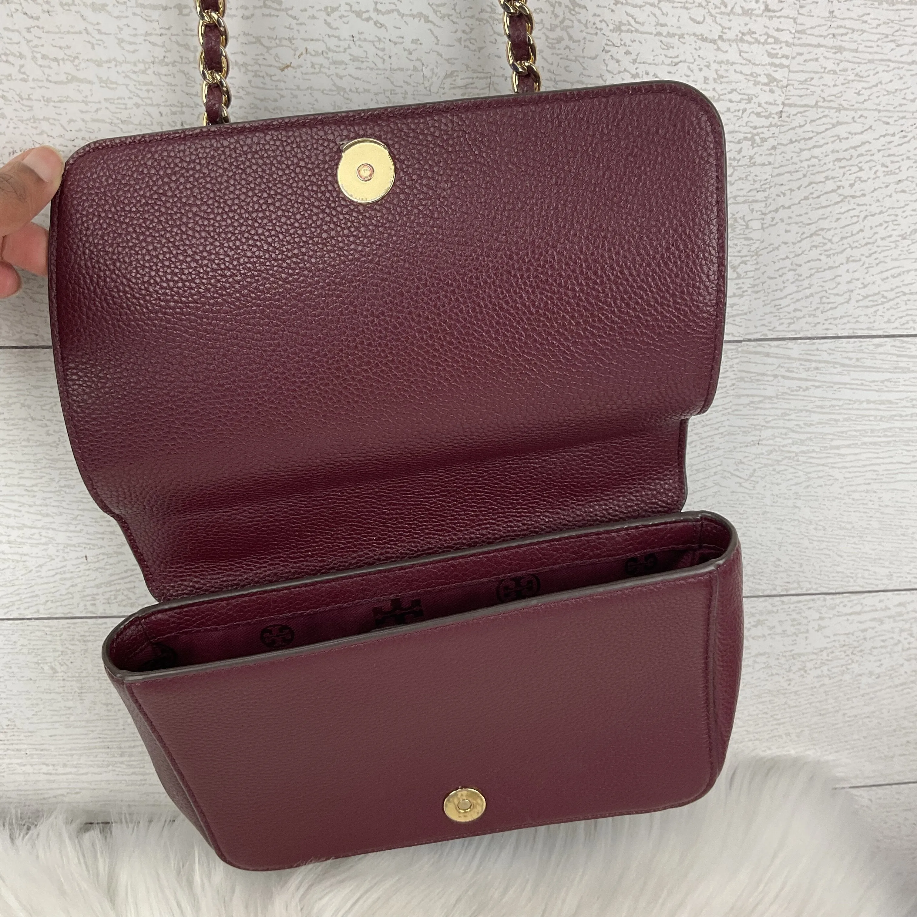 Crossbody Designer By Tory Burch  Size: Small