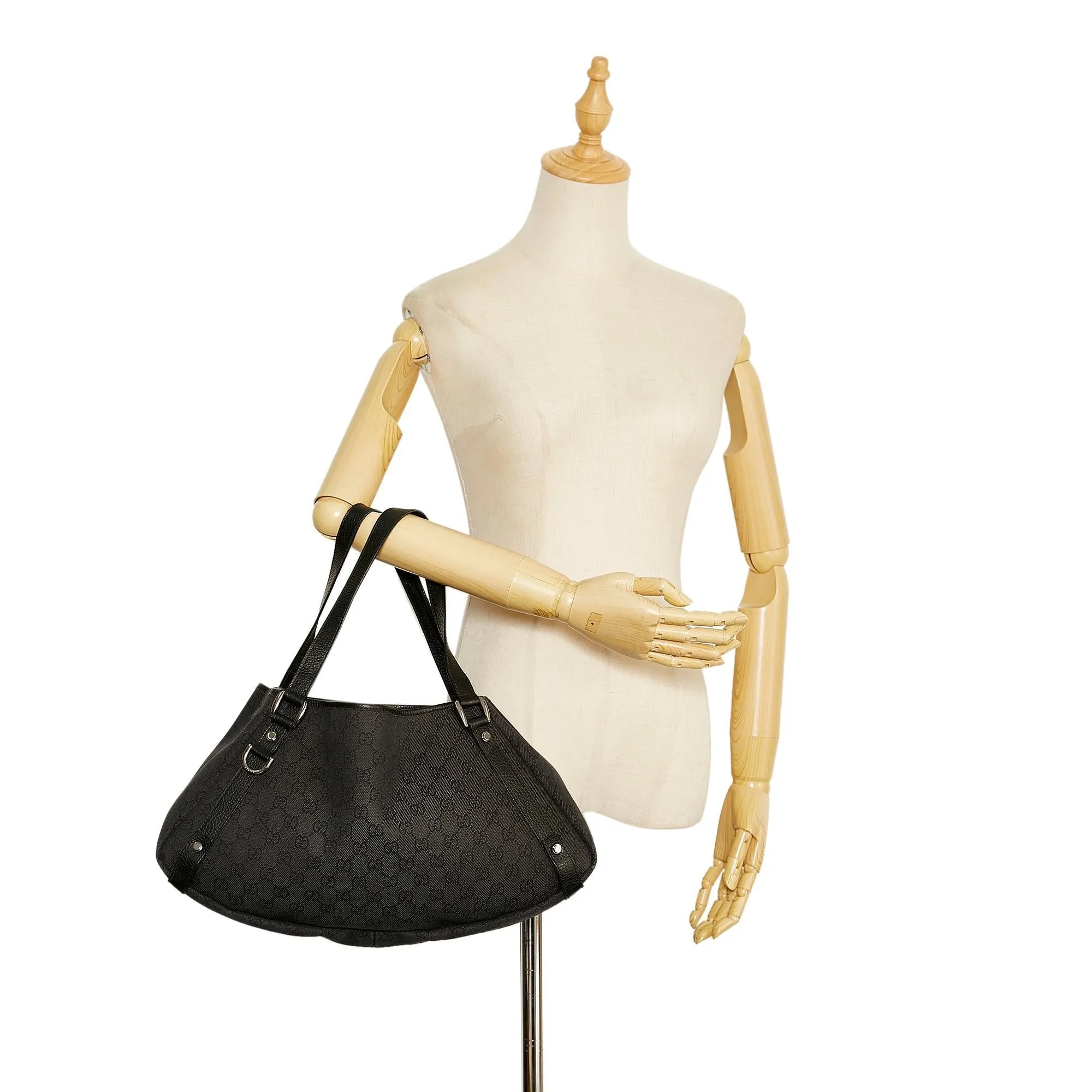 Gucci G Canvas Pelham Shoulder Bag (SHG-xAfaJw)