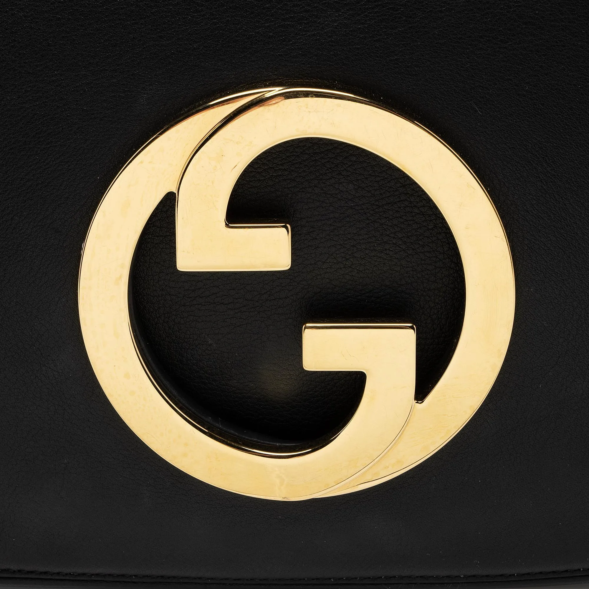 Gucci Leather Studded Blondie Top Handle Medium Shoulder Bag (SHF-R9Ze9C)