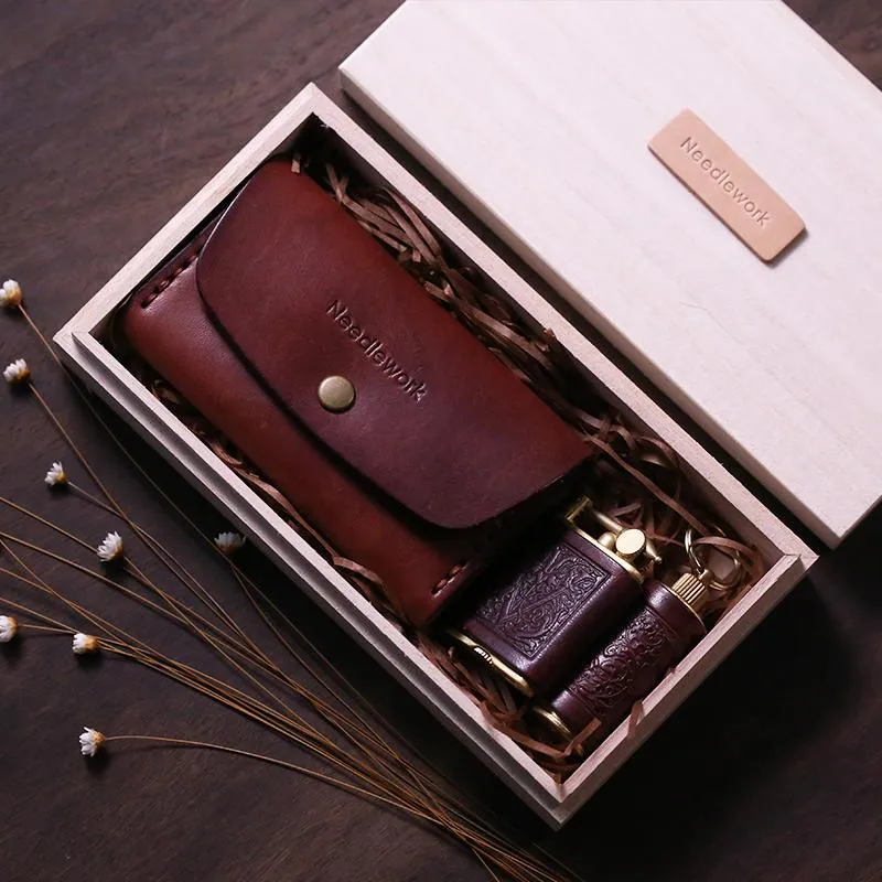 Handmade Wooden Coffee Leather Mens 20pcs Cigarette Case Cool Custom Cigarette Holder for Men