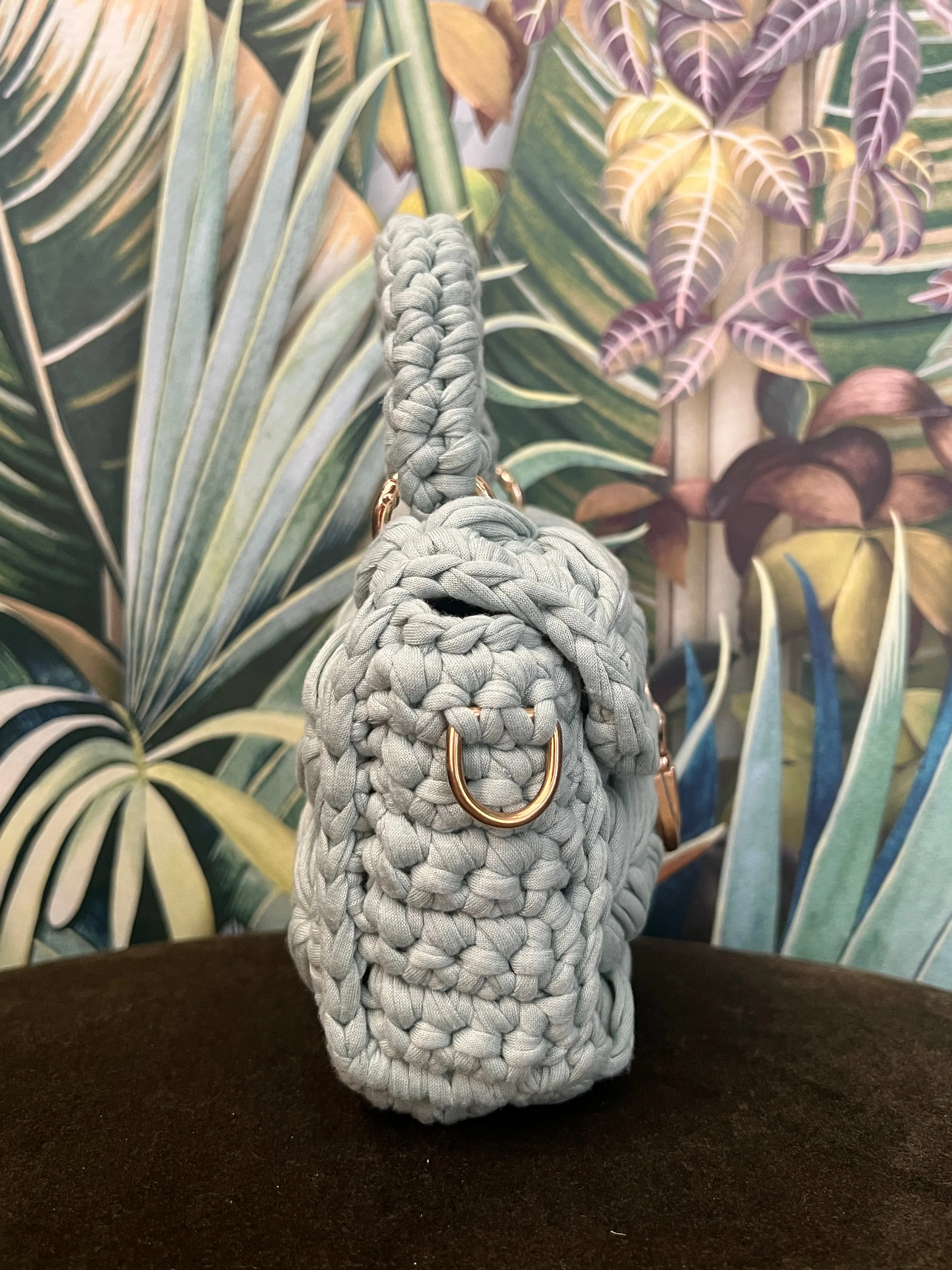 Knitting woven shoulder bag light blue