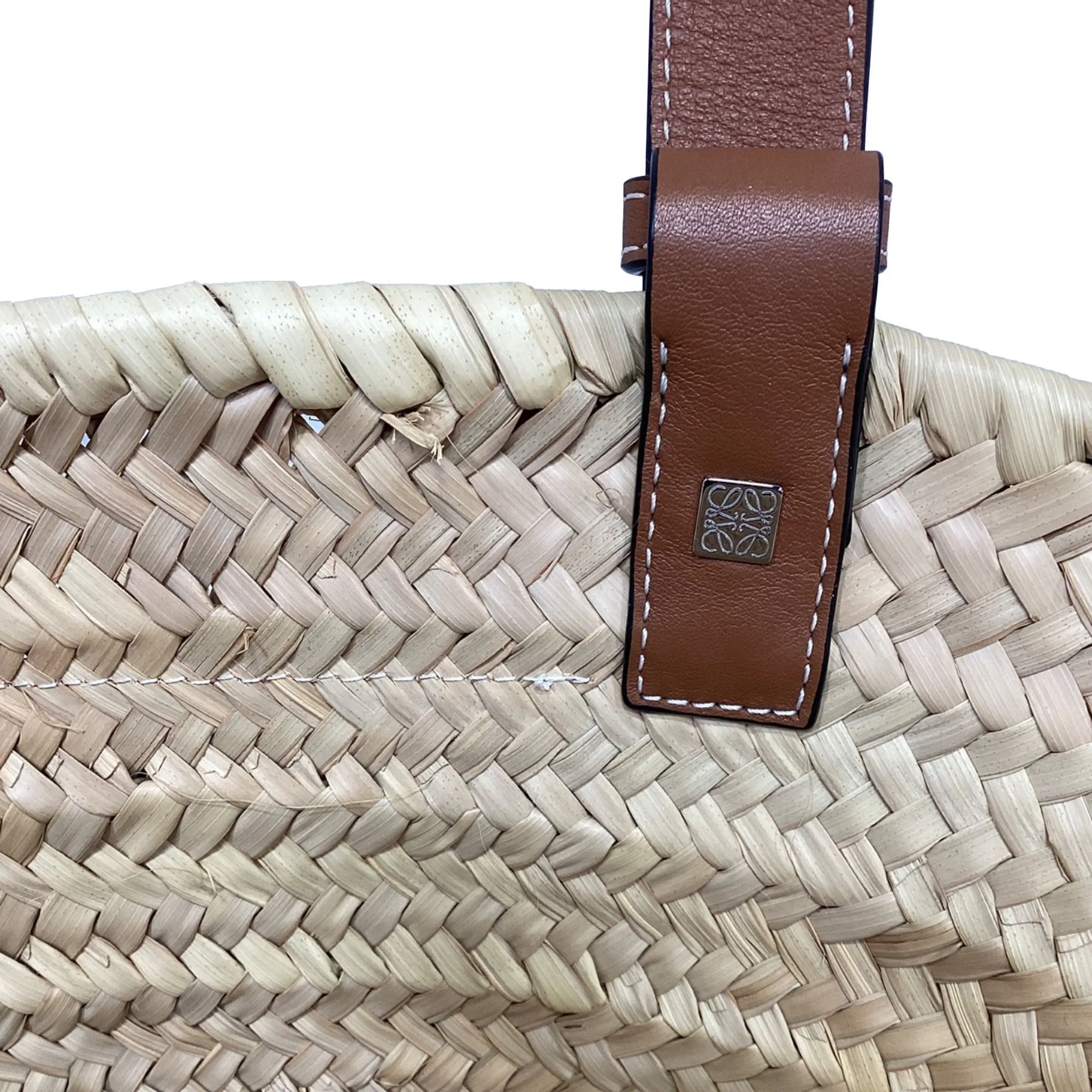 Loewe Small Basket Tote Bag in Brown Raffia