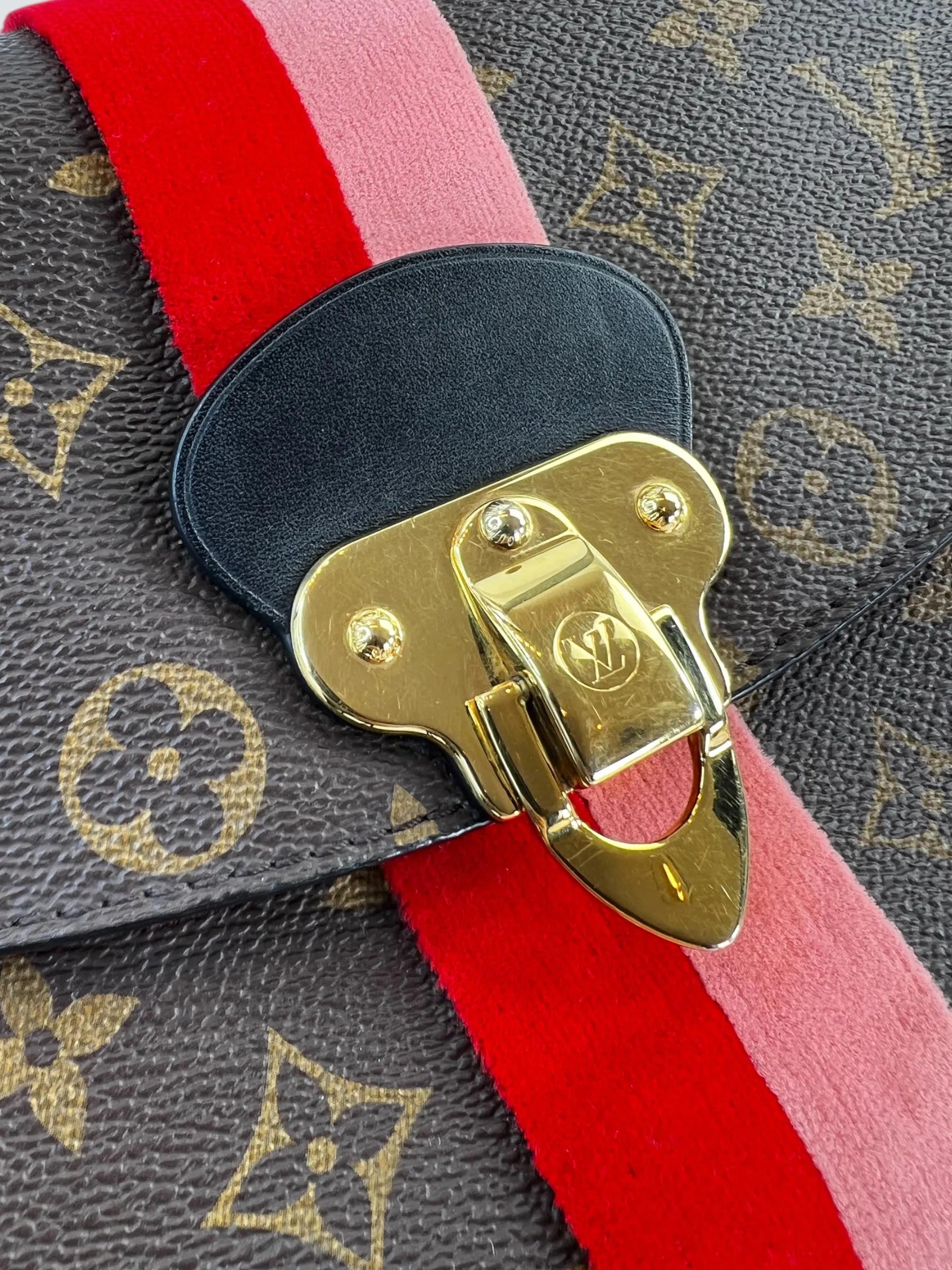 Louis Vuitton Monogram Canvas Georges BB Crossbody