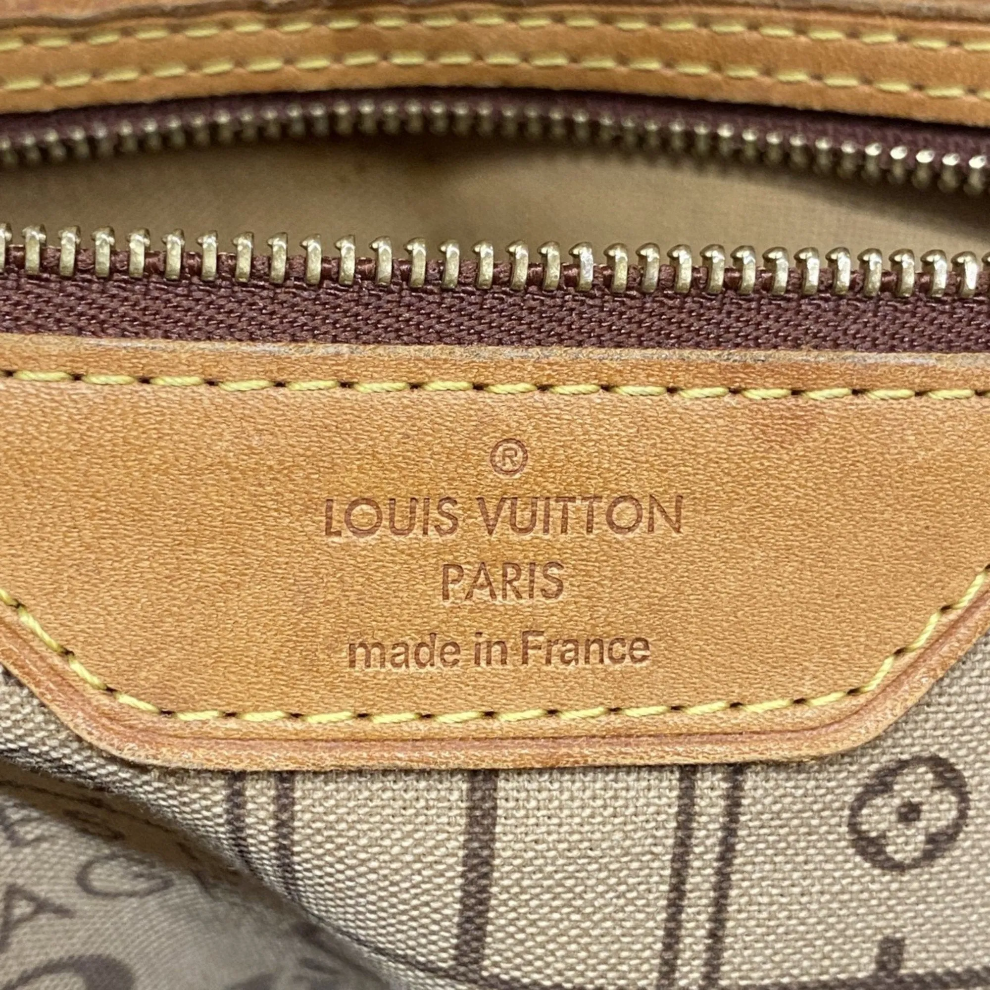 Louis Vuitton Tote Bag (Pre-Owned)