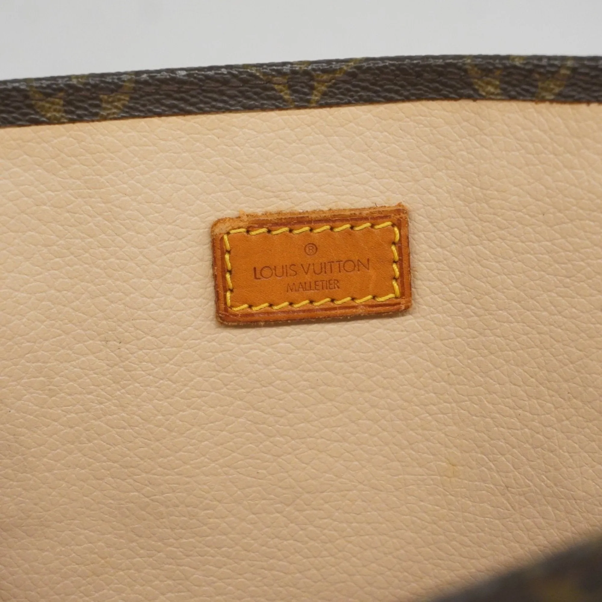 Louis Vuitton Tote Bag (Pre-Owned)