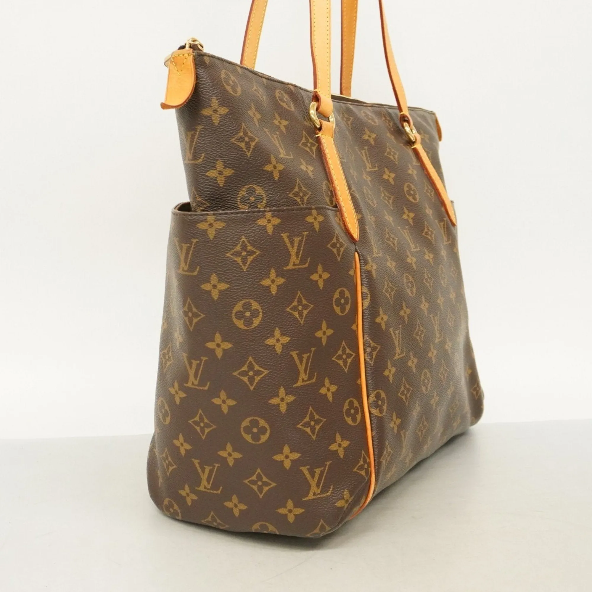 Louis Vuitton Tote Bag (Pre-Owned)