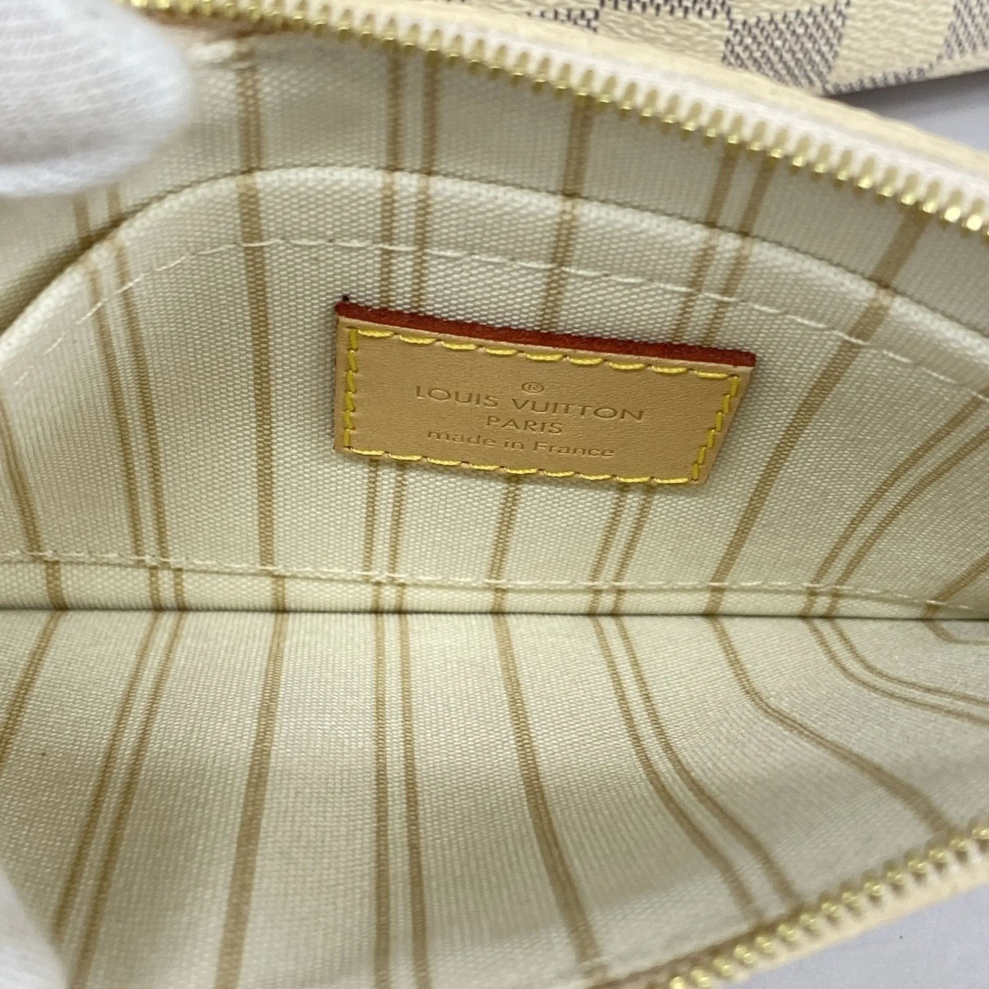 Louis Vuitton Tote Bag (Pre-Owned)