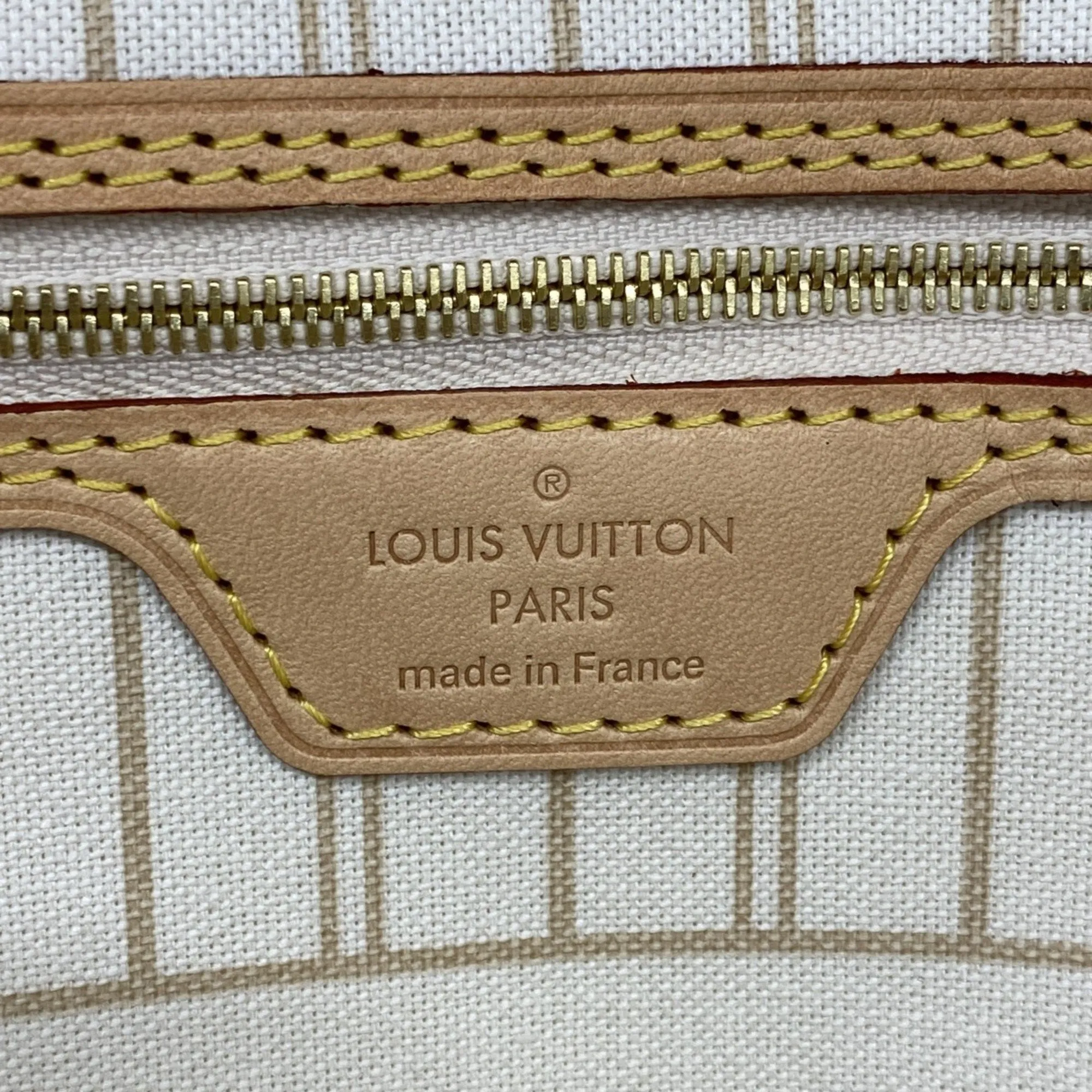 Louis Vuitton Tote Bag (Pre-Owned)