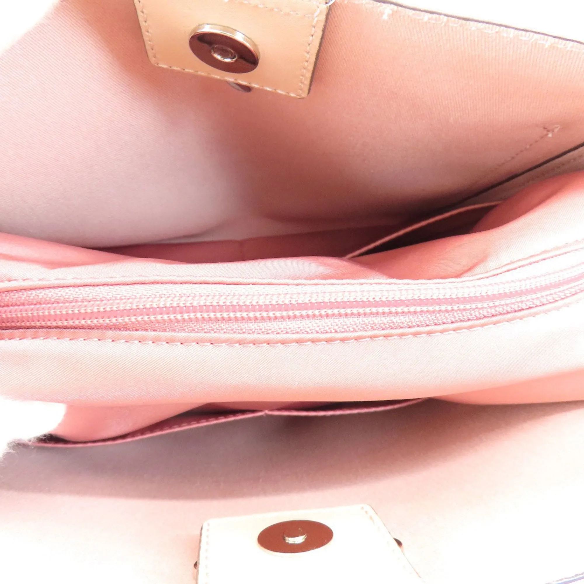 Michael Kors  Pvc Tote Bag (Pre-Owned)