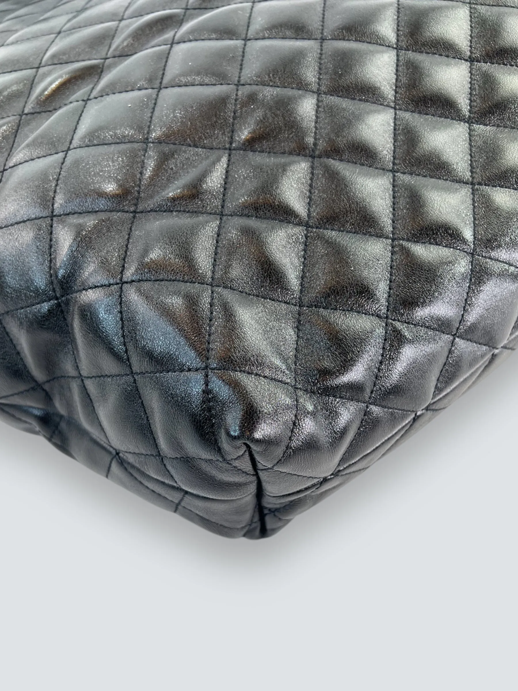 Saint Laurent Black Quilted Leather iCare Large Tote