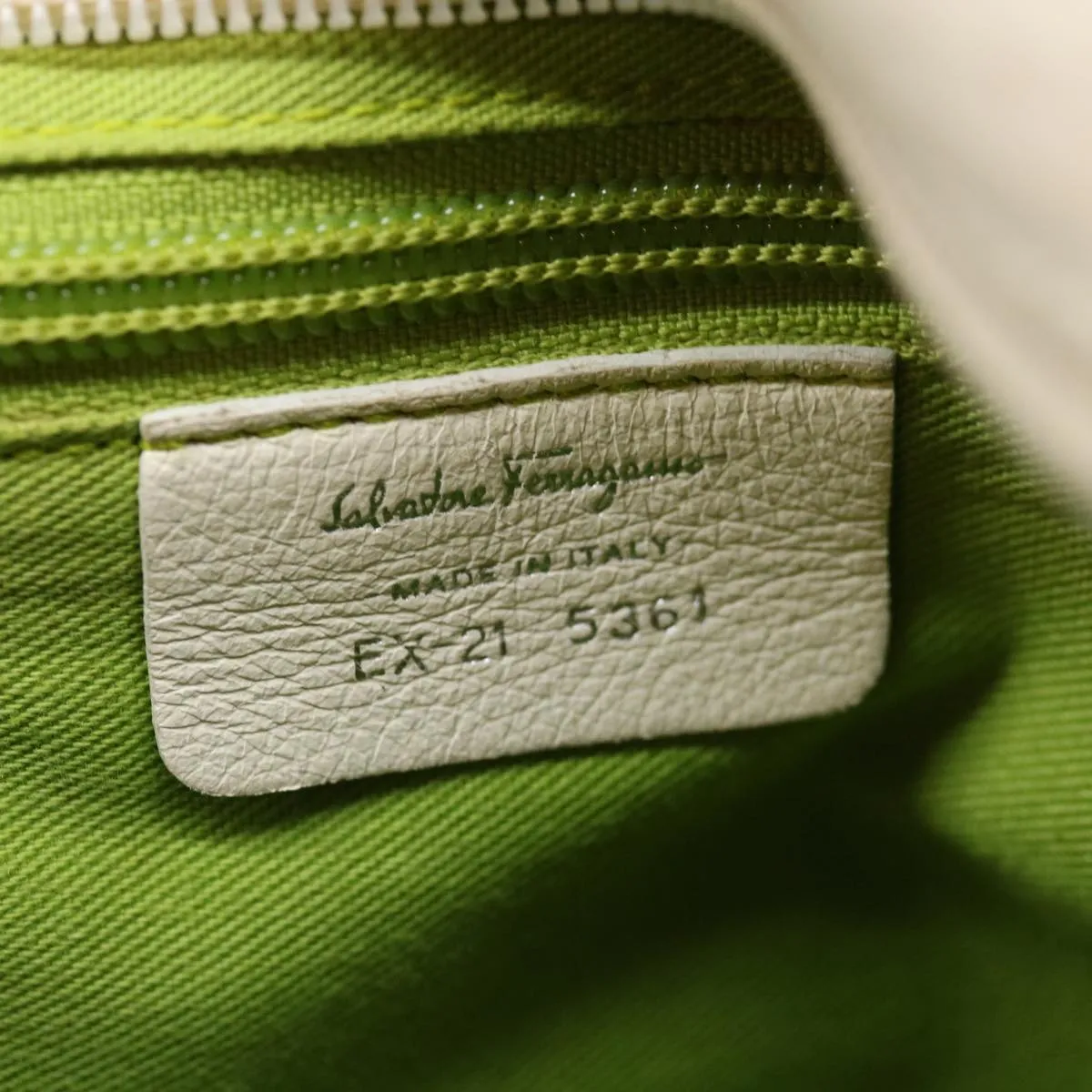 Salvatore Ferragamo  Vinyl Tote Bag (Pre-Owned)