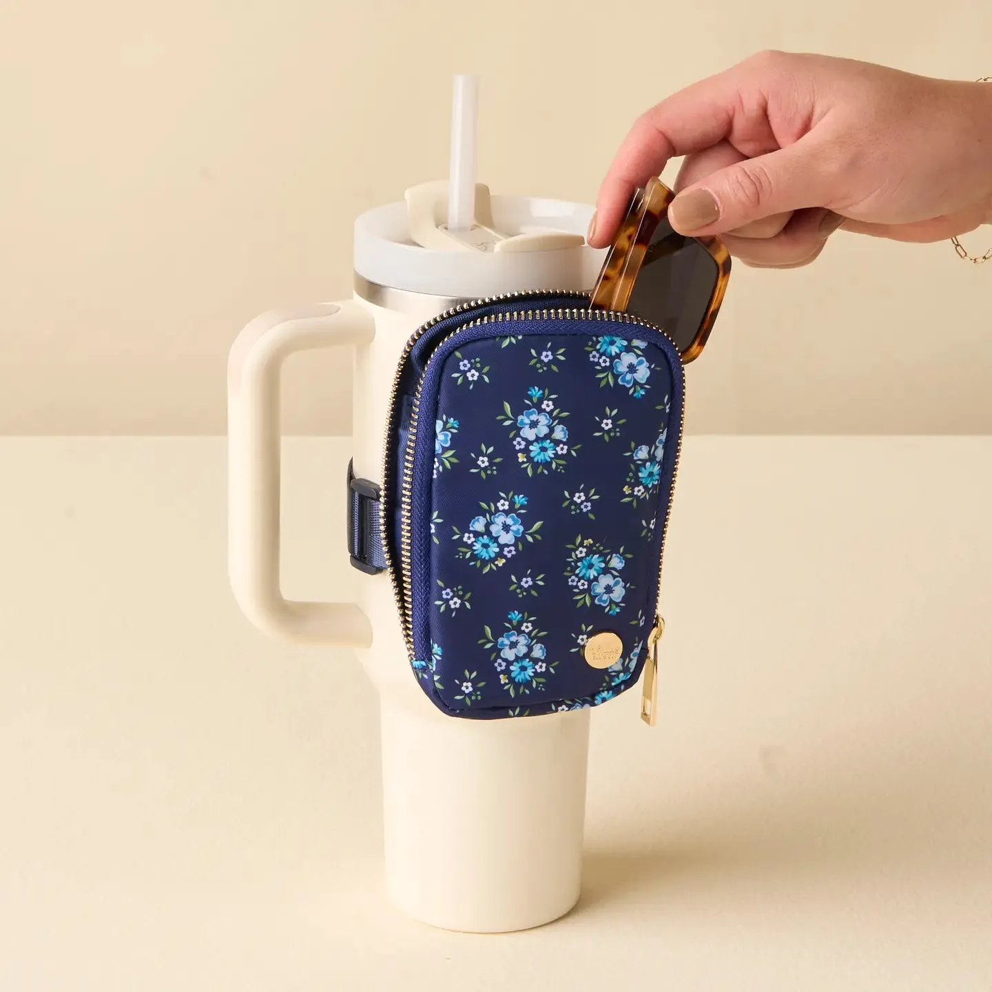 The Darling Effect - Tumbler Fanny Pack, Endless Daydream