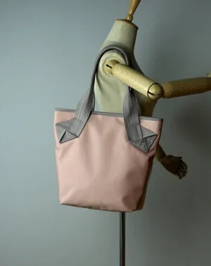 Womens Pink Nylon Shoulder Tote Bags Best Pink Nylon Tote Handbag Shopper Bags Purse for Ladies
