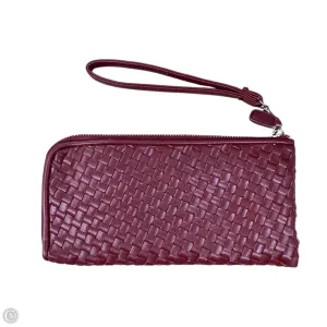Wristlet By Clothes Mentor, Size: Medium