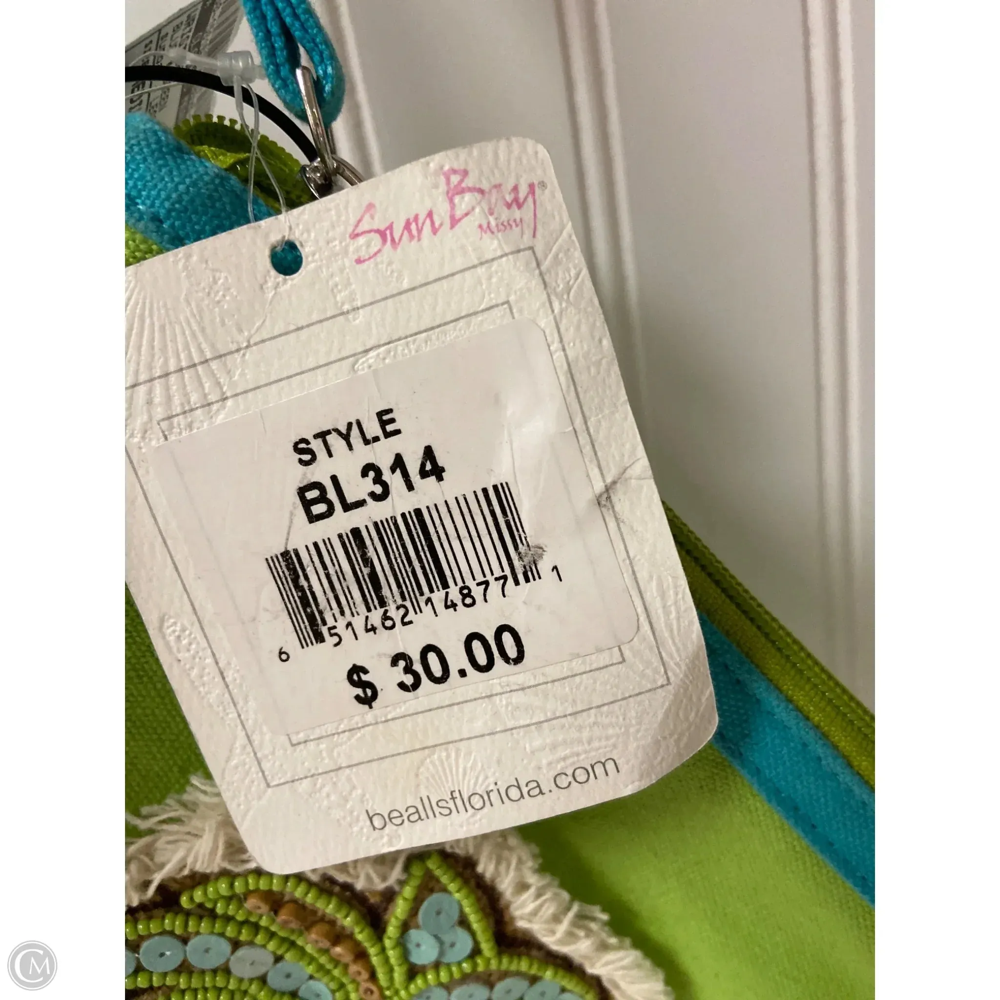 Wristlet By Clothes Mentor, Size: Medium