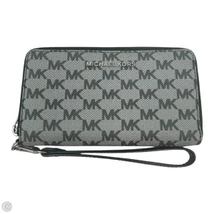 Wristlet By Michael By Michael Kors, Size: Large