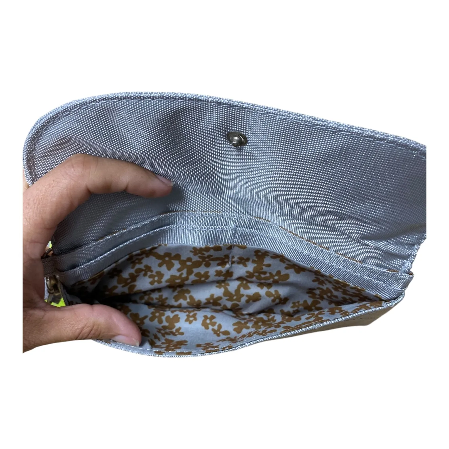 Wristlet By Travelon In Grey, Size:Medium