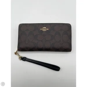 Wristlet Designer By Coach, Size: Large