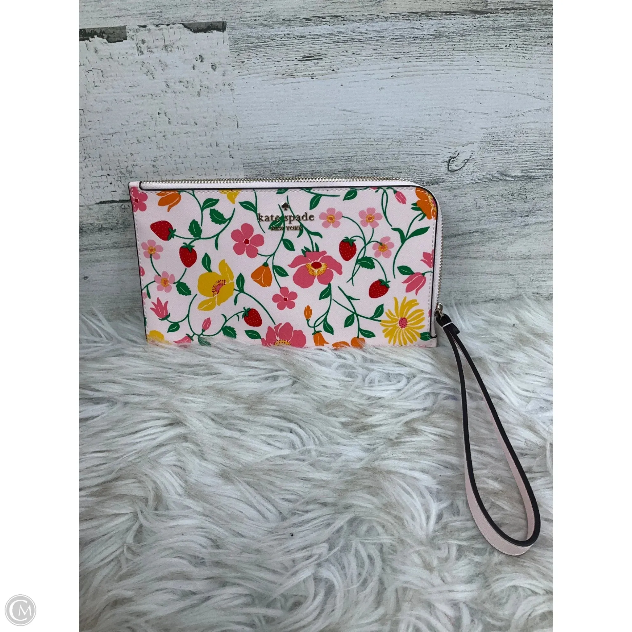 Wristlet Designer By Kate Spade, Size: Medium