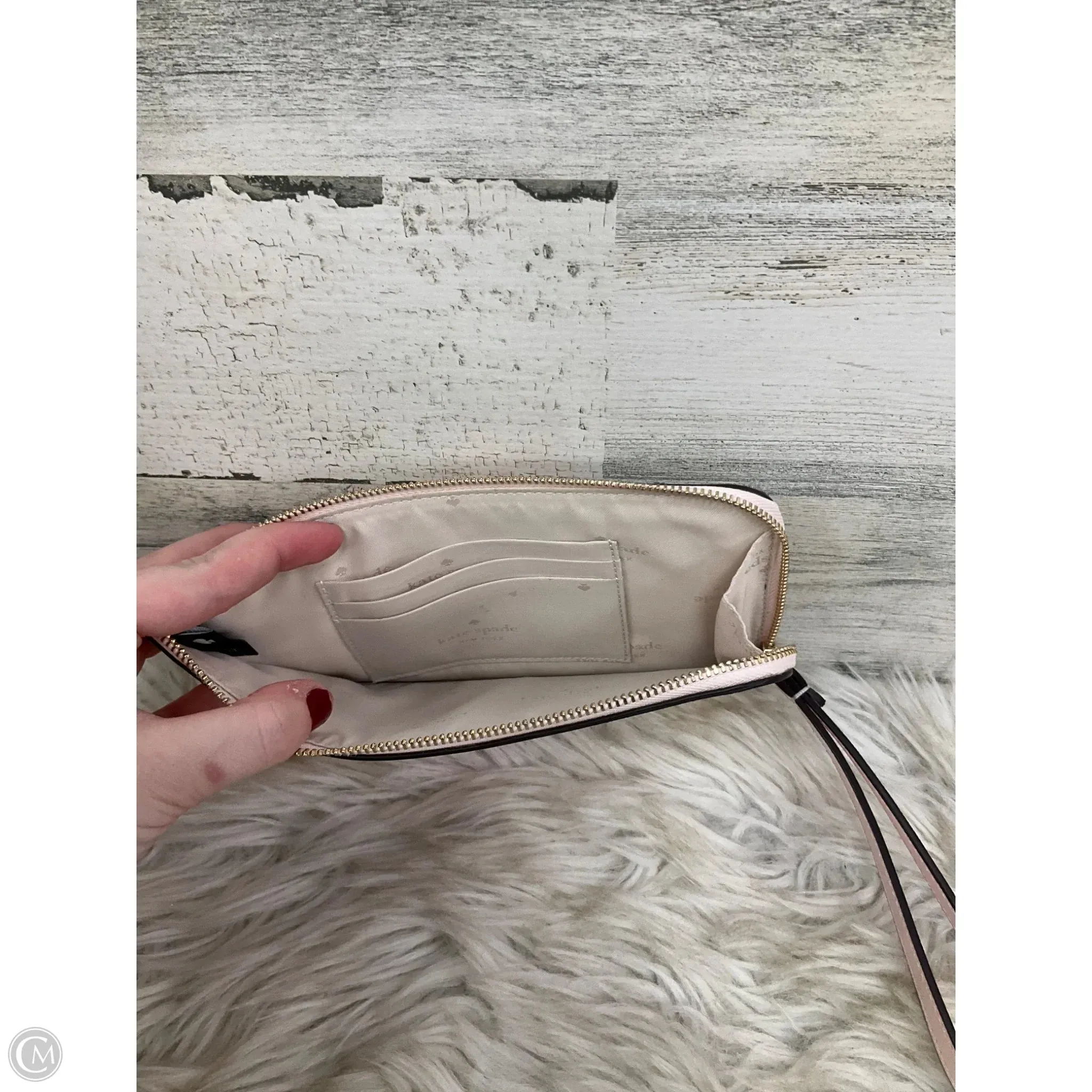 Wristlet Designer By Kate Spade, Size: Medium